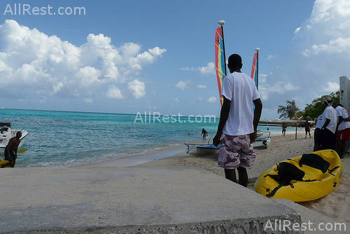 Doctors Cave Beach Hotel 41